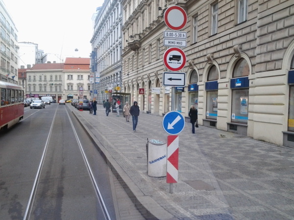 The photo for Noční průjezd skrz tram Lazarská .